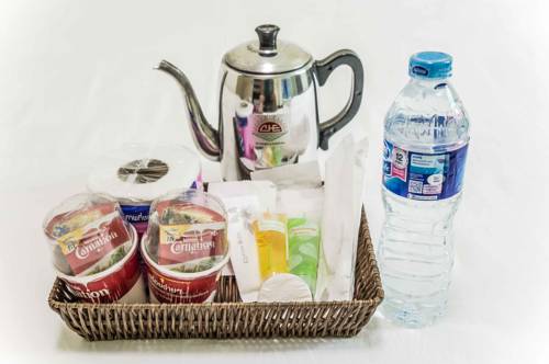 Imagen de la habitación del Hotel Don Muang. Foto 16