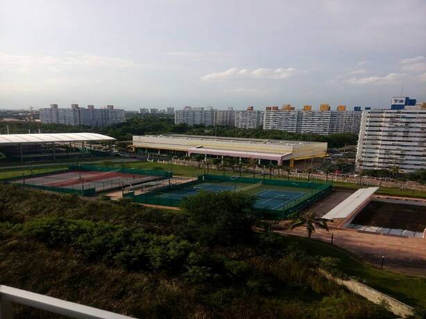 Imagen de los exteriores del Hotel Don Mueang-Challenger Muangthong Thani Condominium. Foto 11