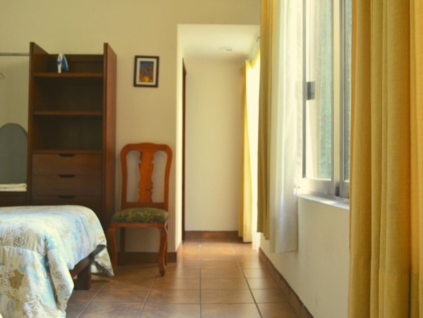 Imagen de la habitación del Hotel Don Nino. Foto 2
