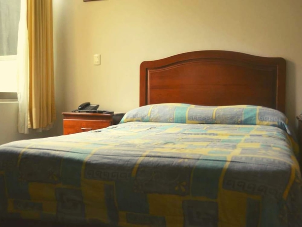 Imagen de la habitación del Hotel Don Nino. Foto 6