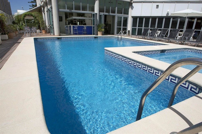 Imagen de la piscina del Hotel Don Pablo, Gandía. Foto 14