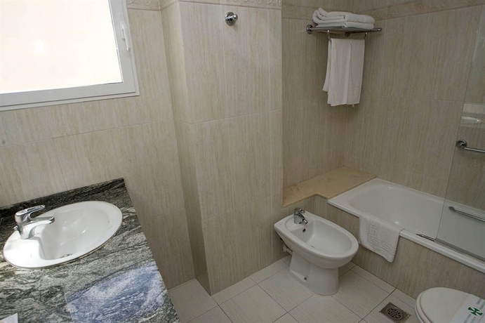 Imagen de la habitación del Hotel Don Pablo, Gandía. Foto 5