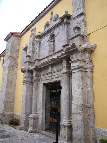 Imagen de los exteriores del Hotel Don Paco, Llanes. Foto 12