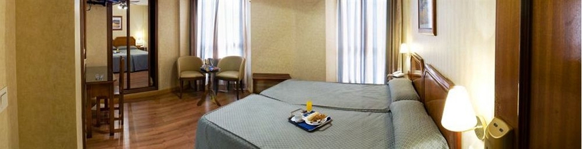 Imagen de la habitación del Hotel Don Paco, Málaga. Foto 7