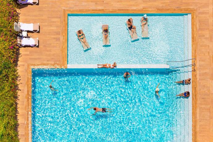 Imagen de la piscina del Hotel Don Pancho - Dise&ntilde;ado para adultos. Foto 27