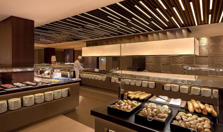 Imagen del bar/restaurante del Hotel Don Pancho - Dise&ntilde;ado para adultos. Foto 3