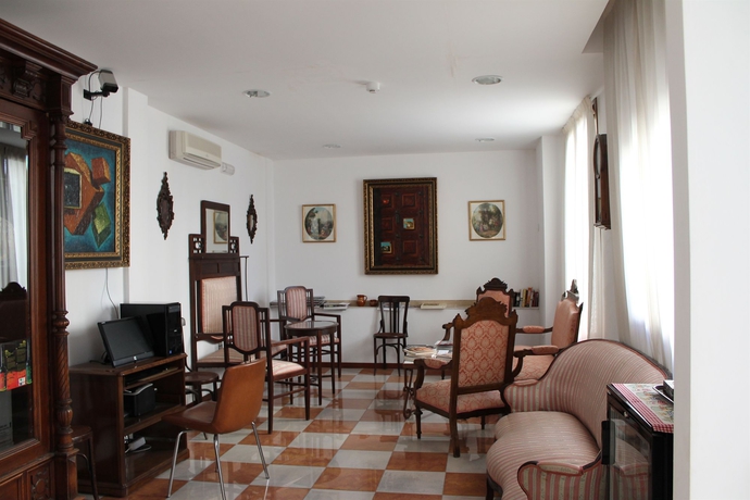 Imagen de los interiores del Hotel Don Paula. Foto 10