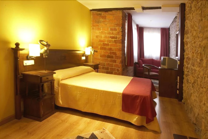 Imagen de la habitación del Hotel Don Pedro, Avil&eacute;s. Foto 11