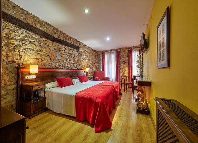 Imagen de la habitación del Hotel Don Pedro, Avil&eacute;s. Foto 4