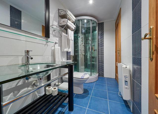 Imagen de la habitación del Hotel Don Pedro, Avil&eacute;s. Foto 13