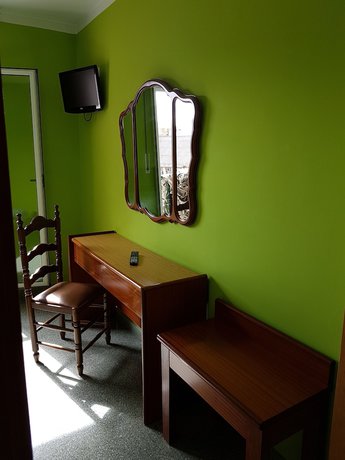 Imagen de la habitación del Hotel Don Pelayo. Foto 2