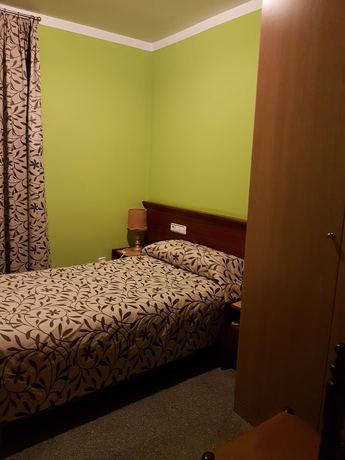 Imagen de la habitación del Hotel Don Pelayo. Foto 4