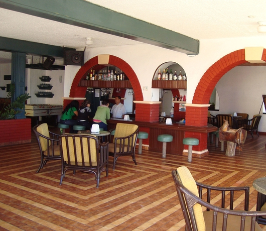 Imagen del bar/restaurante del Hotel Don Pelayo Pacific Beach. Foto 4