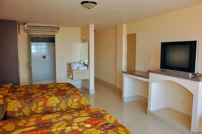 Imagen de la habitación del Hotel Don Pelayo Pacific Beach. Foto 8