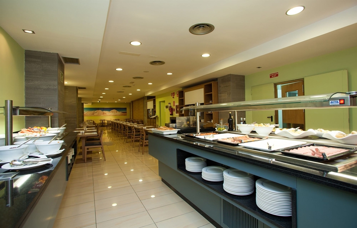 Imagen del bar/restaurante del Hotel Don Pepe - Adults Only. Foto 2