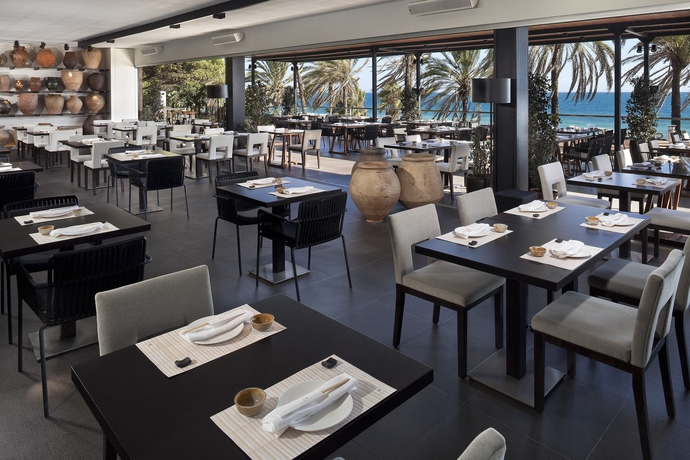 Imagen del bar/restaurante del Hotel Don Pepe Gran Meliá. Foto 7