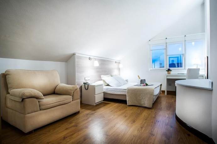 Imagen de la habitación del Hotel Don Pepe Ría. Foto 8