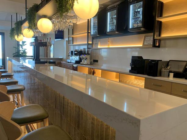 Imagen del bar/restaurante del Hotel Don Pepo. Foto 2