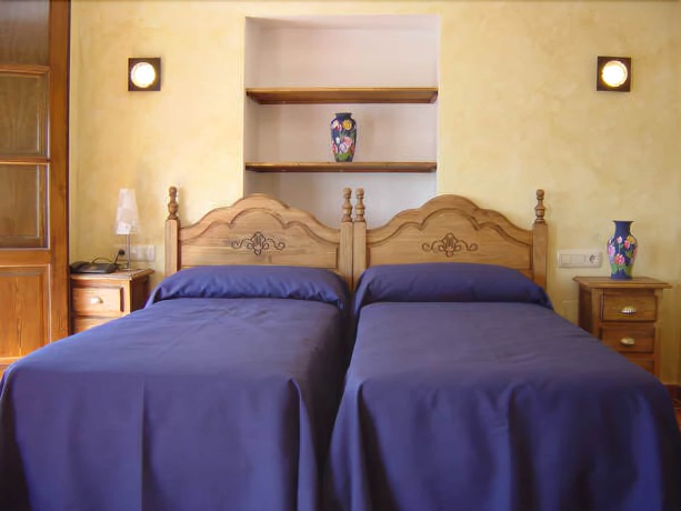 Imagen de la habitación del Hotel Don Pero. Foto 4