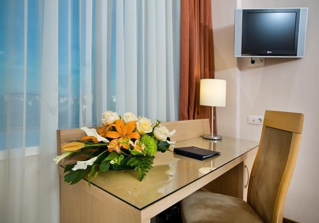 Imagen general del Hotel Don Plaza Congress. Foto 4