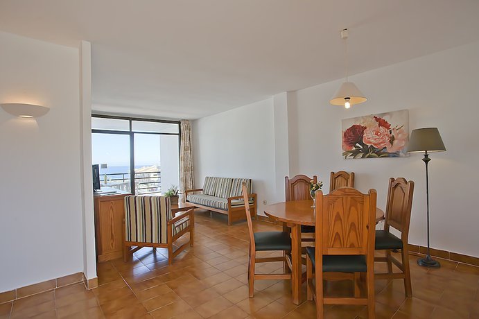 Imagen de la habitación del Hotel Don Quijote, CAPDEPERA. Foto 6