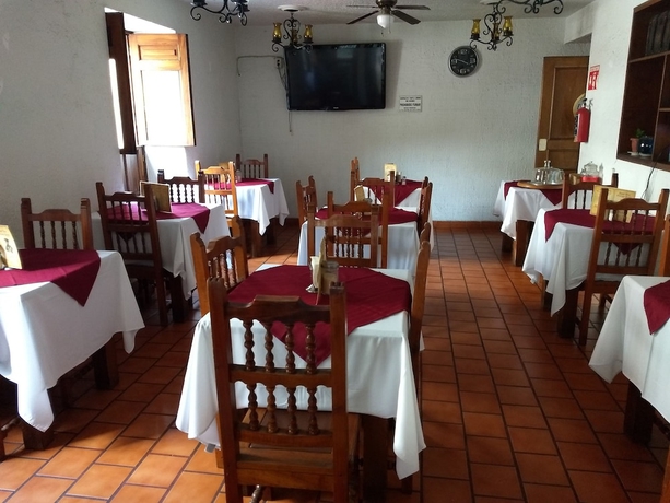 Imagen del bar/restaurante del Hotel Don Quijote Plaza. Foto 5