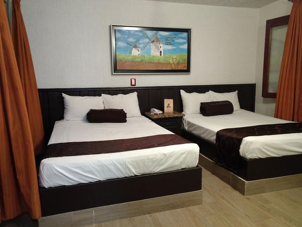 Imagen de la habitación del Hotel Don Quijote Plaza. Foto 11