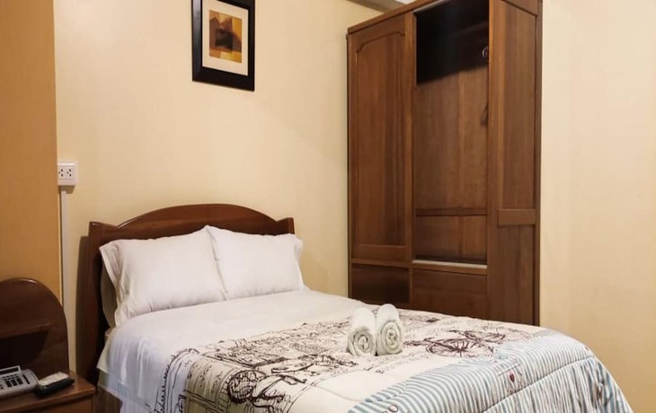Imagen de la habitación del Hotel Don Sam. Foto 10