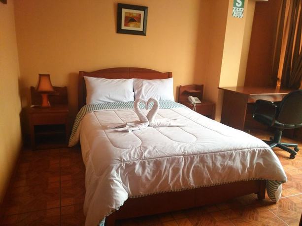 Imagen de la habitación del Hotel Don Sam. Foto 19