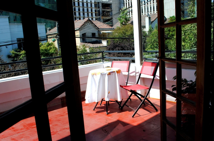 Imagen de los exteriores del Hotel Don Santiago Providencia. Foto 12