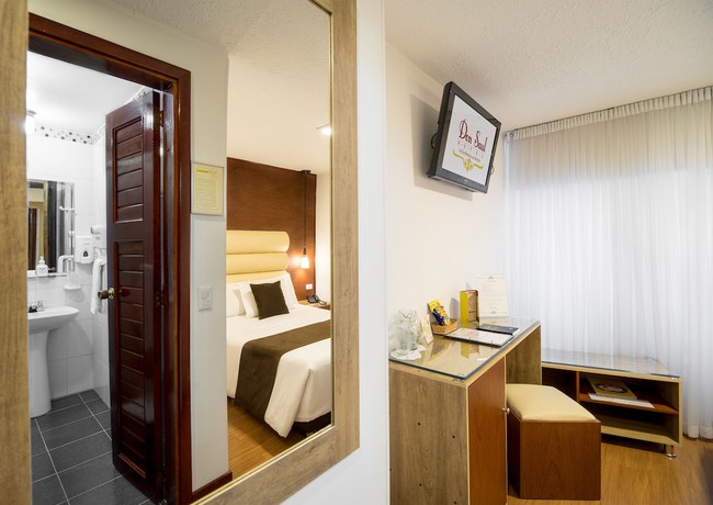 Imagen de la habitación del Hotel Don Saul. Foto 2