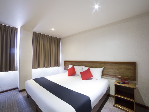 Imagen de la habitación del Hotel Don Simon. Foto 3