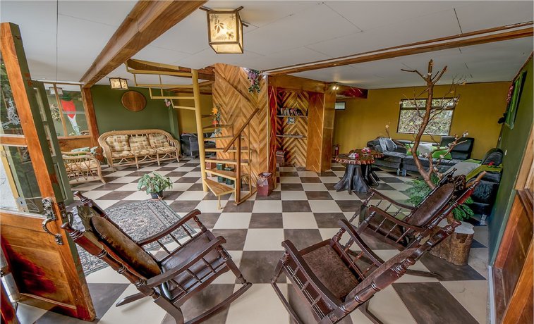 Imagen de los interiores del Hotel Don Taco. Foto 19