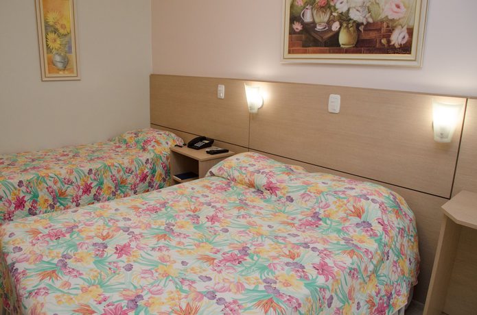 Imagen de la habitación del Hotel Dona Ad&eacute;lia E Restaurante. Foto 5