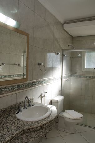 Imagen de la habitación del Hotel Dona Ad&eacute;lia E Restaurante. Foto 10