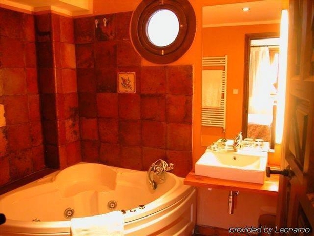 Imagen general del Hotel Dona Anita. Foto 5