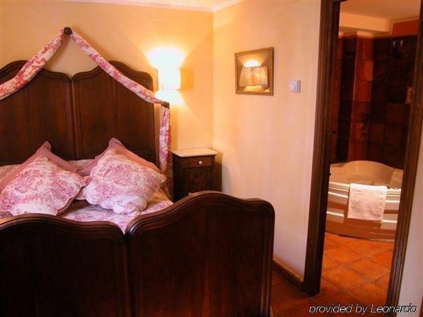 Imagen general del Hotel Dona Anita. Foto 6