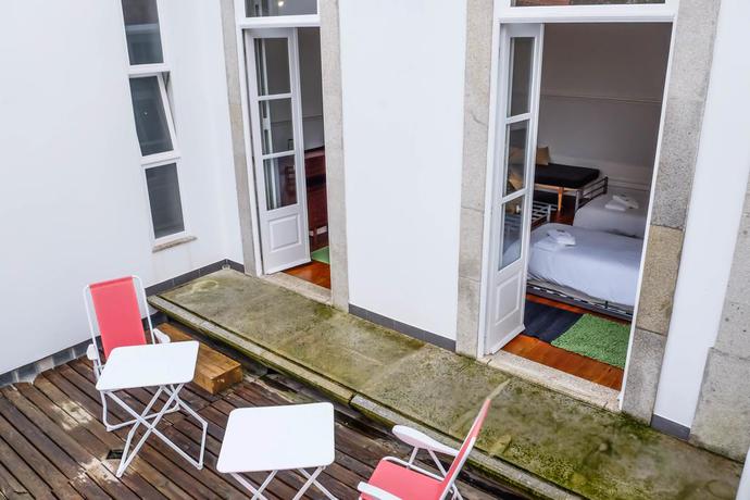 Imagen de la habitación del Hotel Dona Em&iacute;lia Guesthouse. Foto 2