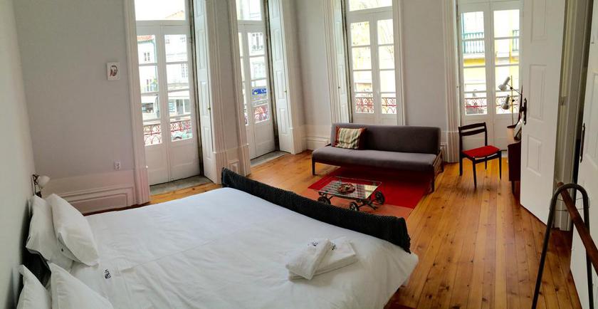 Imagen de la habitación del Hotel Dona Em&iacute;lia Guesthouse. Foto 4