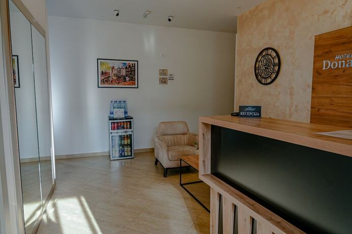 Imagen general del Hotel Dona. Foto 2