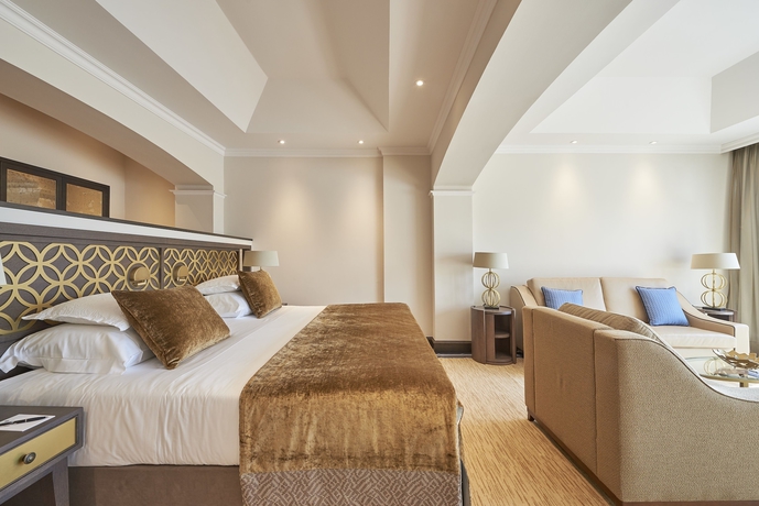 Imagen de la habitación del Hotel Dona Filipa. Foto 6