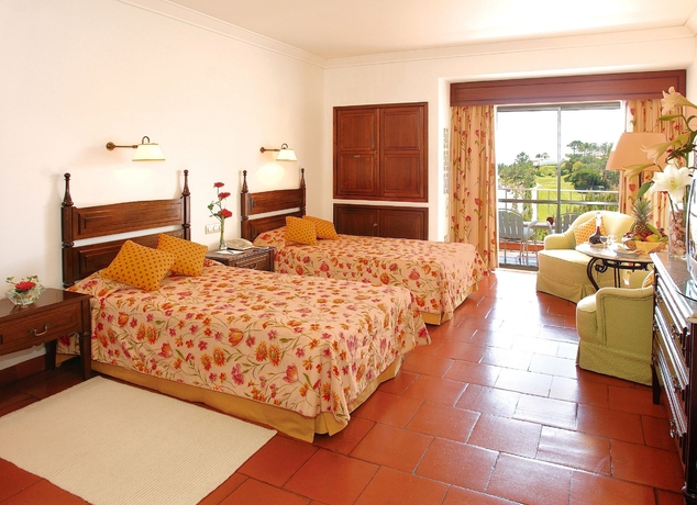 Imagen de la habitación del Hotel Dona Filipa. Foto 13