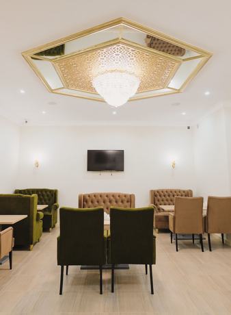 Imagen del bar/restaurante del Hotel Dona, Groznyy. Foto 3