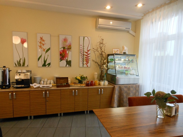 Imagen del bar/restaurante del Hotel Dona, Kaliningrad. Foto 3