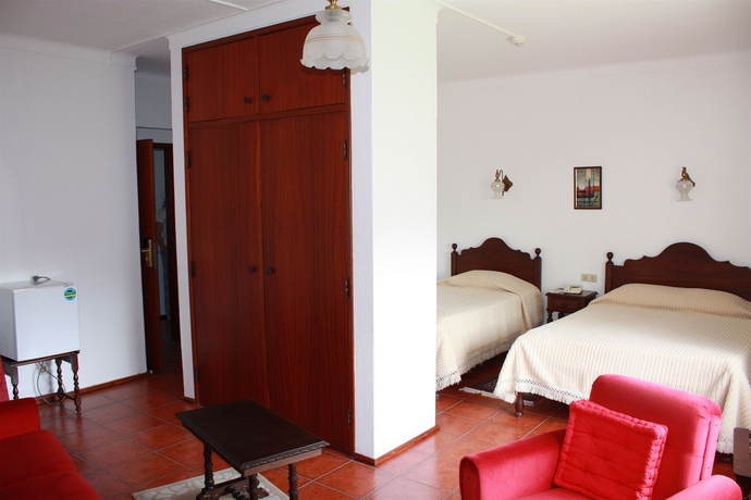 Imagen de la habitación del Hotel Dona Leonor. Foto 5