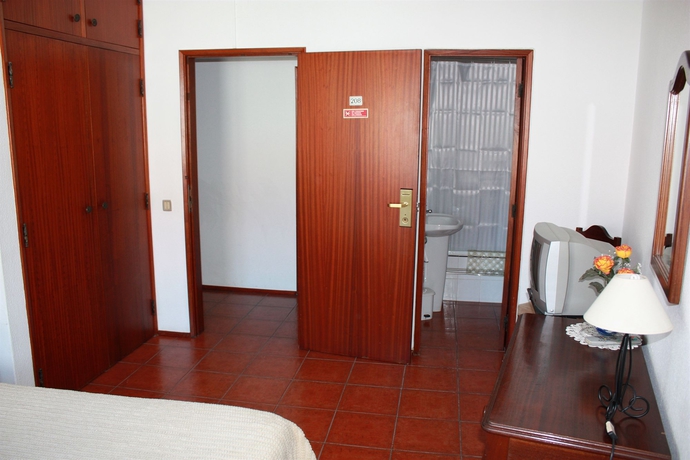 Imagen de los interiores del Hotel Dona Leonor. Foto 13