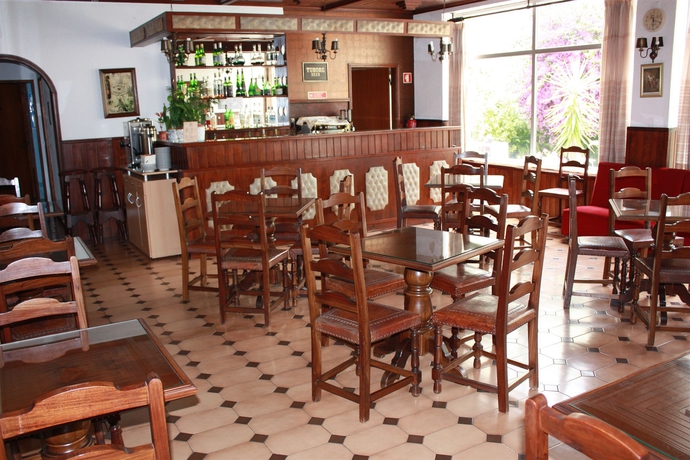 Imagen del bar/restaurante del Hotel Dona Leonor. Foto 4