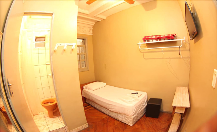 Imagen de la habitación del Hotel Dona L&uacute;. Foto 13