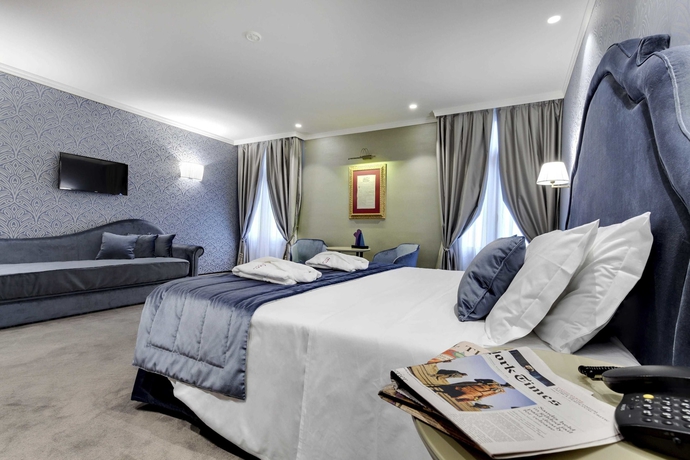 Imagen de la habitación del Hotel Dona Palace. Foto 5