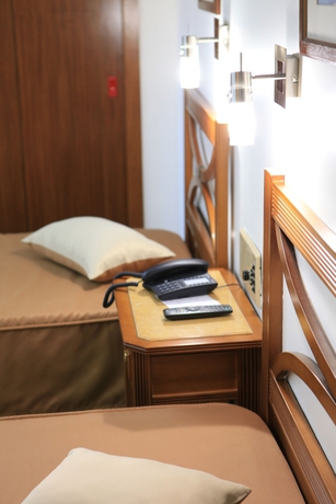 Imagen de la habitación del Hotel Dona Sofia. Foto 4